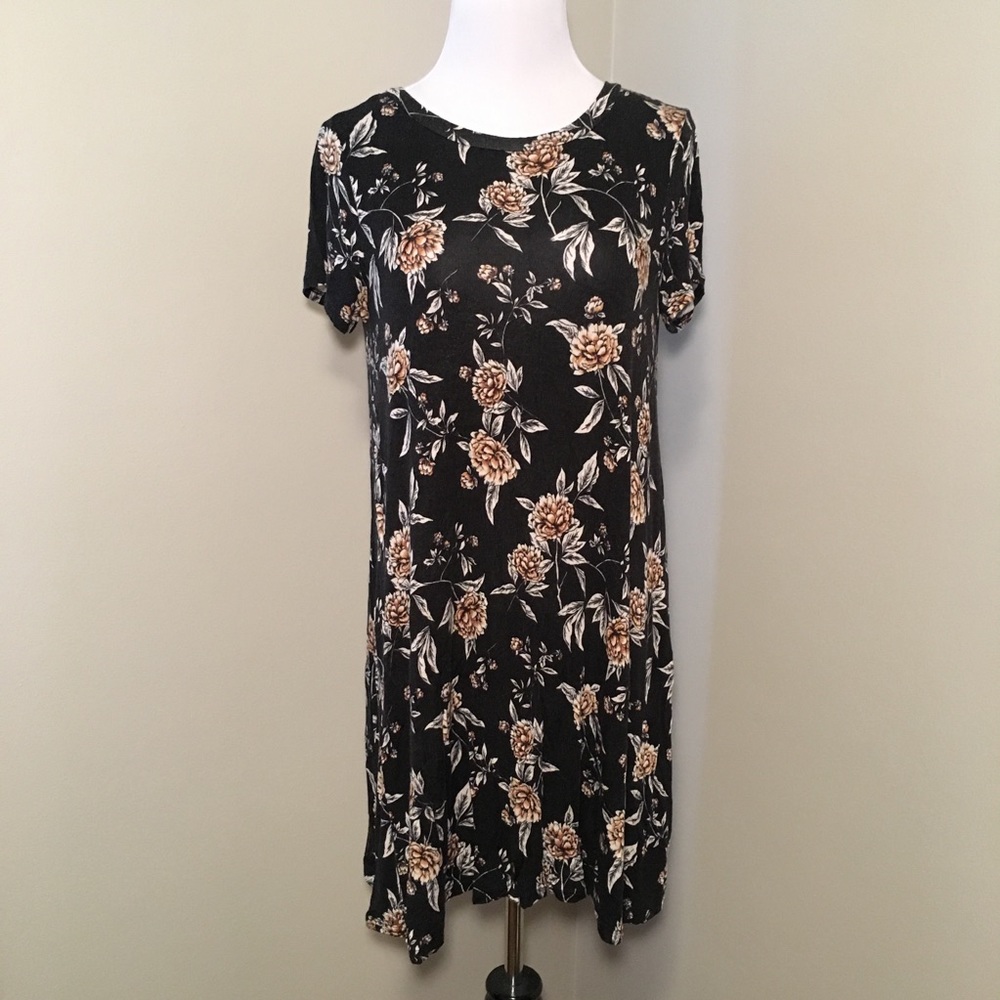 FOREVER 21 Floral Dress